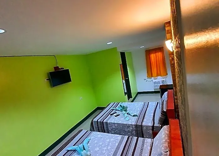 Aosmec Square Hotel 2*